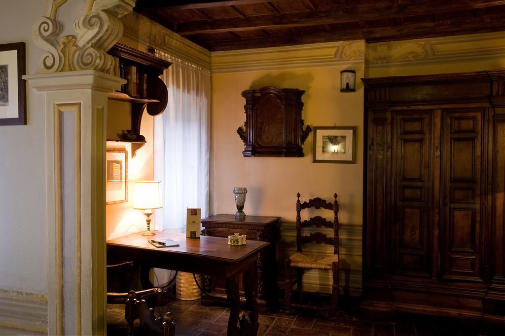 Residenza D'Epoca Eremo Delle Grazie Ξενοδοχείο Monteluco Δωμάτιο φωτογραφία