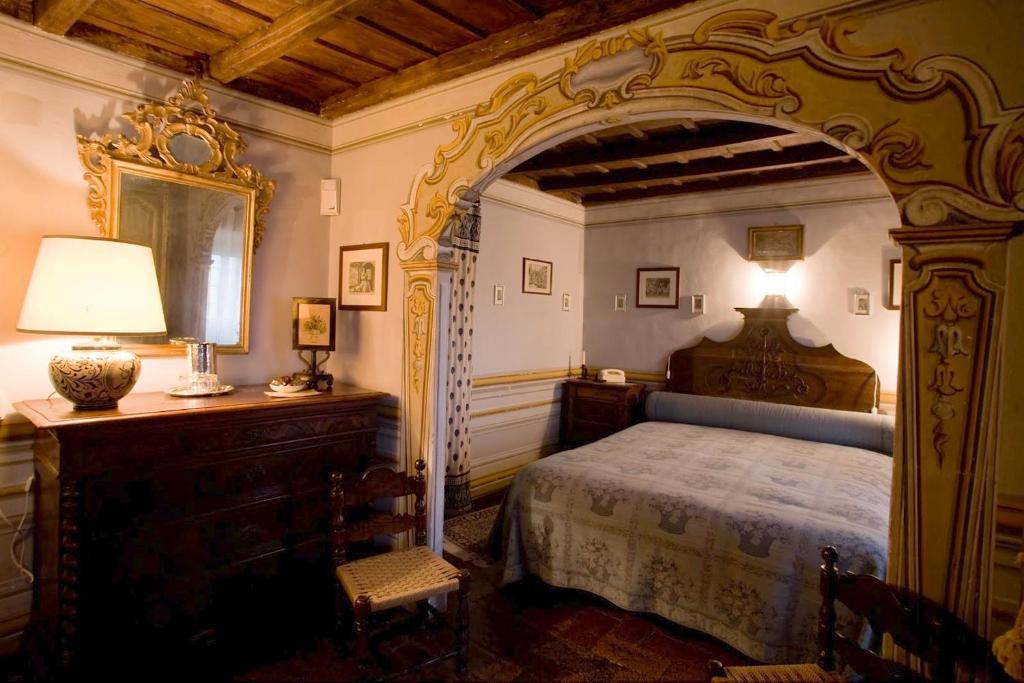 Residenza D'Epoca Eremo Delle Grazie Ξενοδοχείο Monteluco Δωμάτιο φωτογραφία
