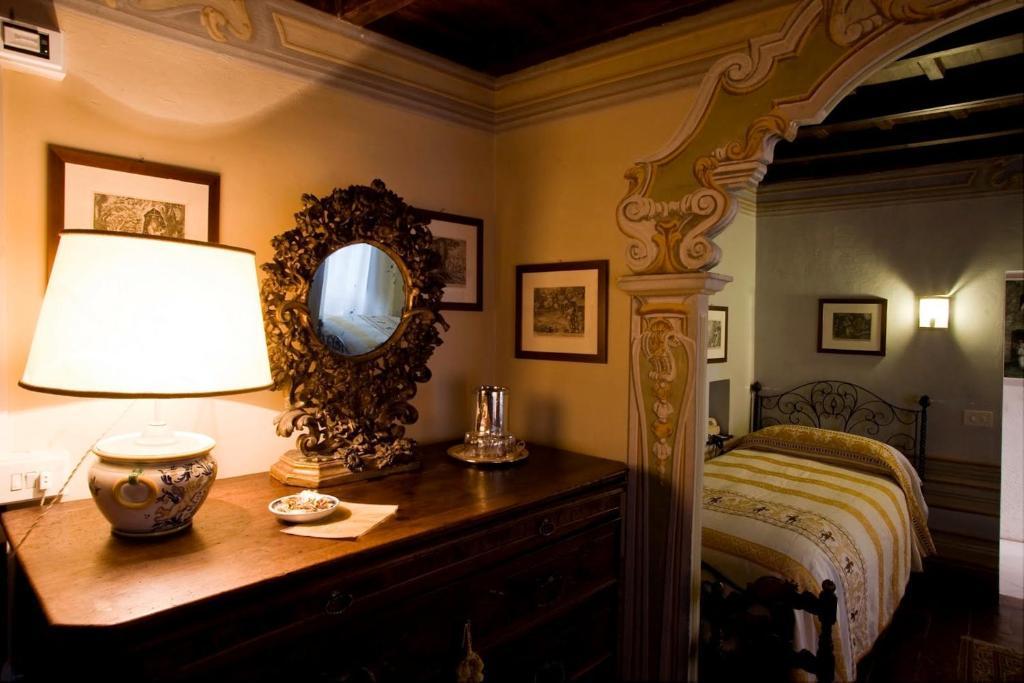 Residenza D'Epoca Eremo Delle Grazie Ξενοδοχείο Monteluco Δωμάτιο φωτογραφία