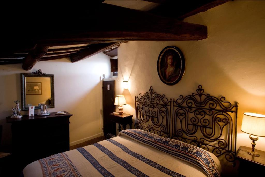 Residenza D'Epoca Eremo Delle Grazie Ξενοδοχείο Monteluco Δωμάτιο φωτογραφία